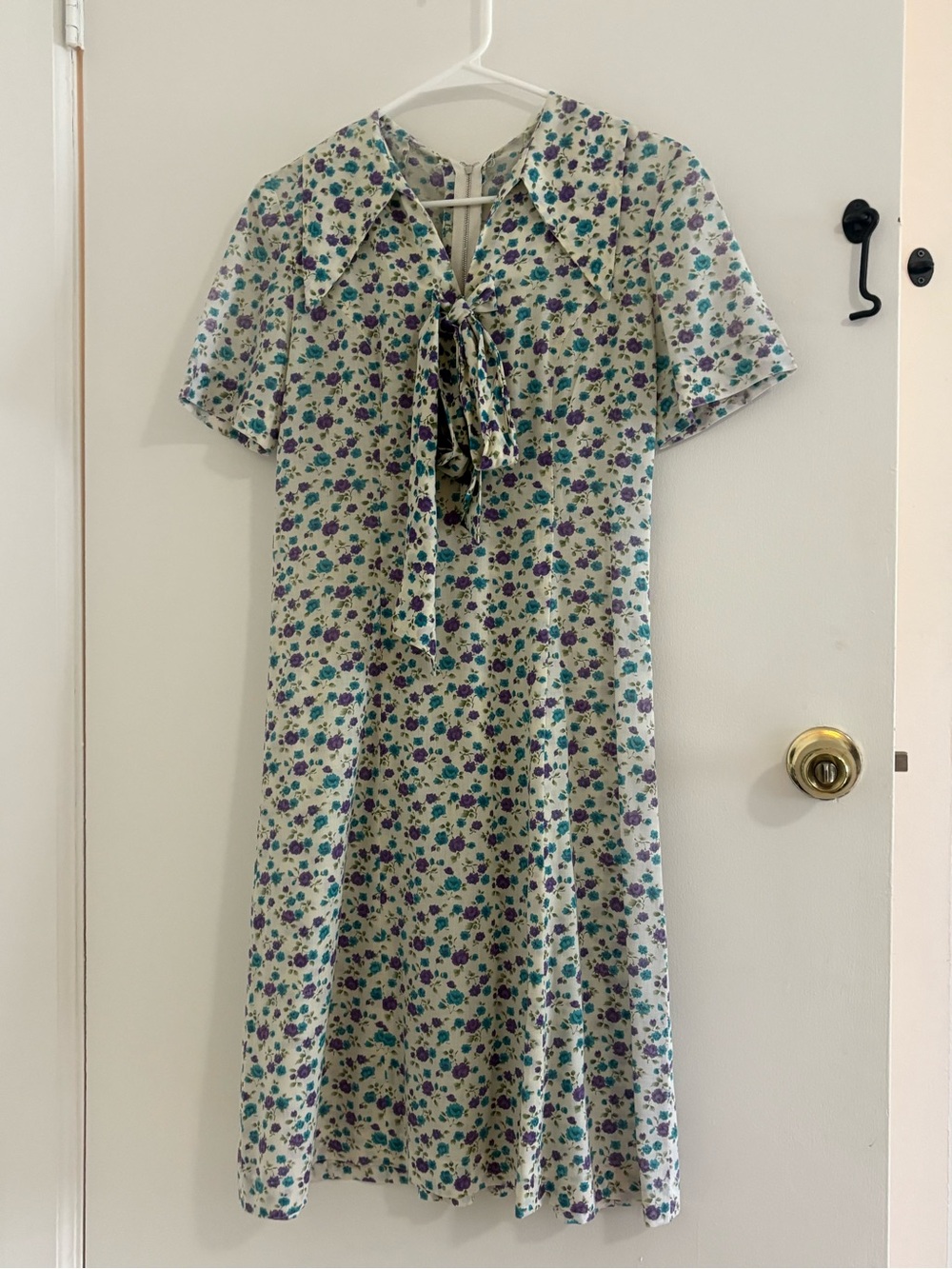 Vintage 40s Floral Purple Blue House Dress M